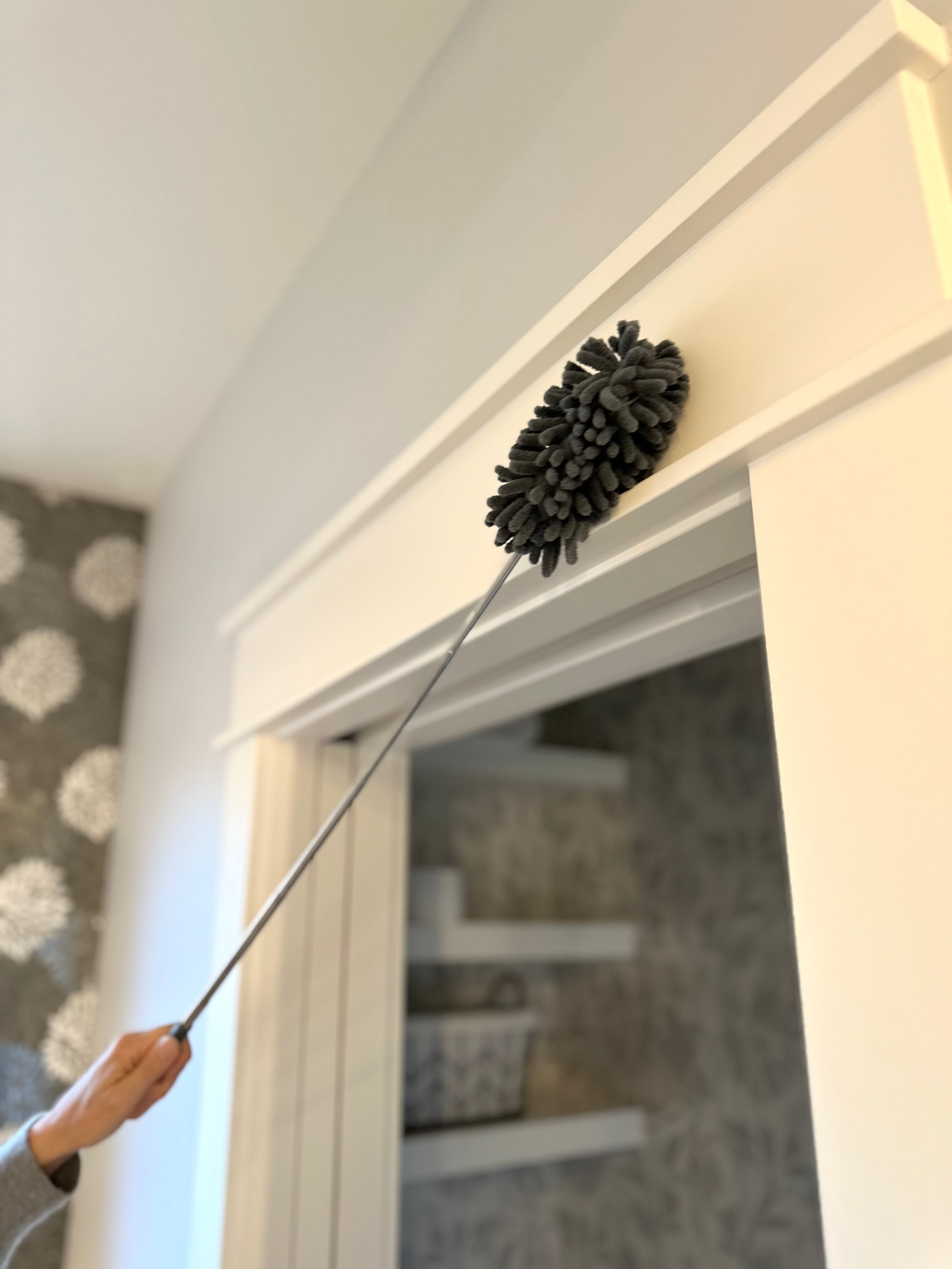 Gray Microfiber Telescopic Duster